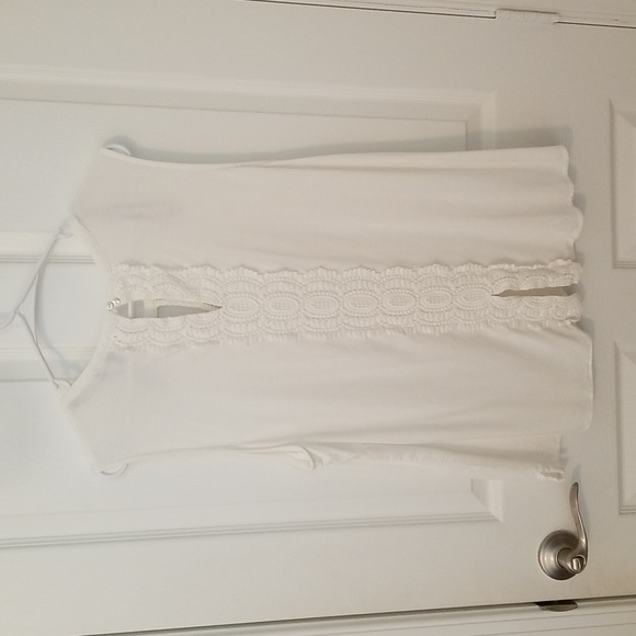 Daniel Rainn *Quin* keyhole top - Picture 5 of 8